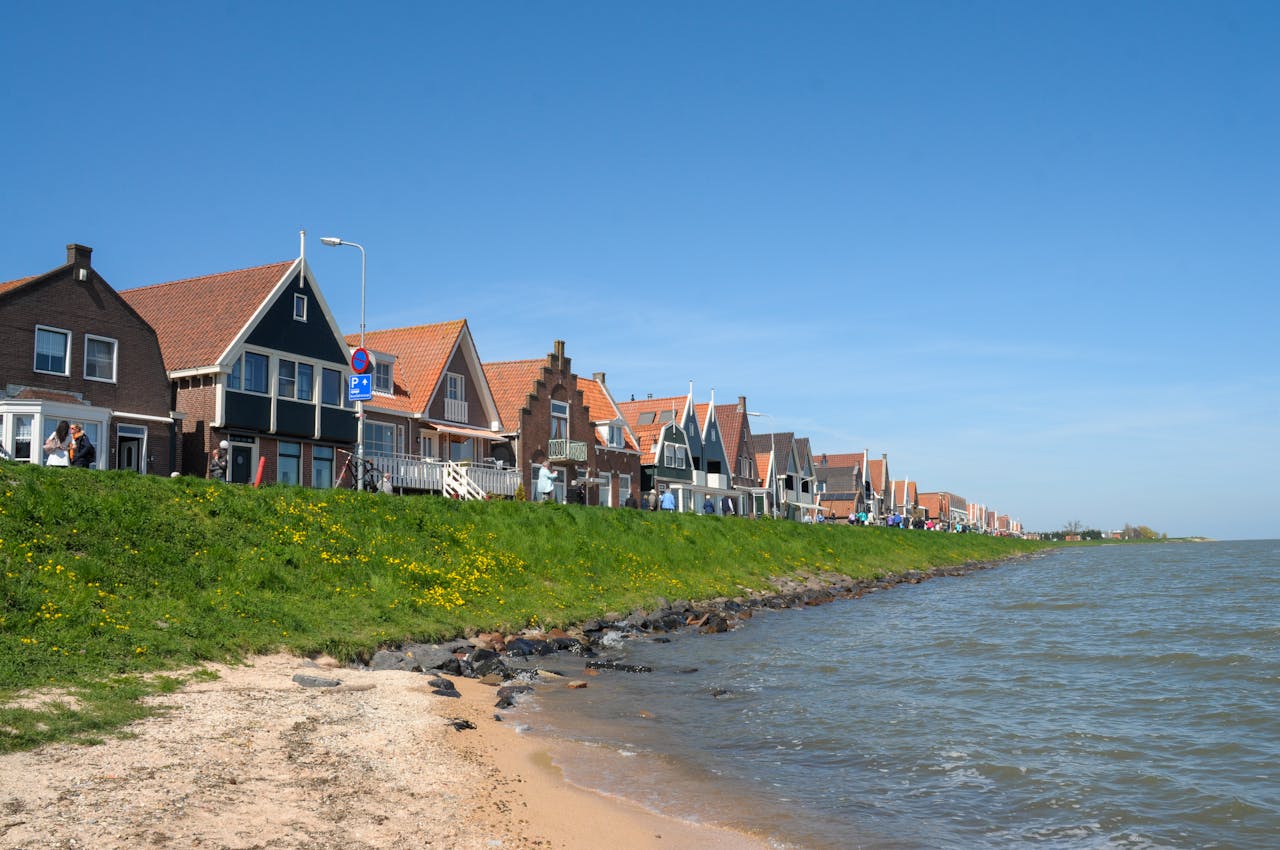 Waarom wonen en leven aan de kust zoveel mensen trekt